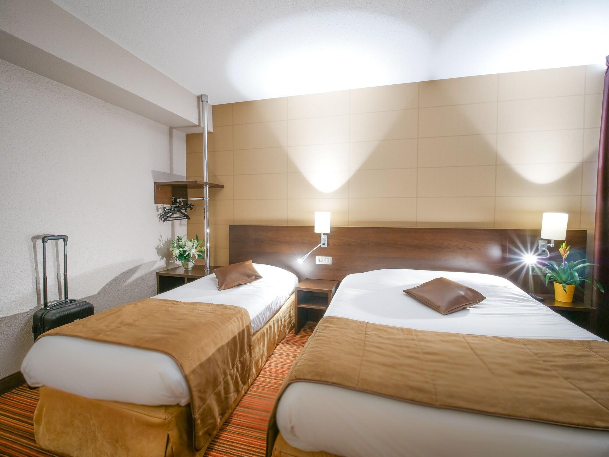 Hotel Inn Design Resto Novo Le Mans Arnage Bagian luar foto